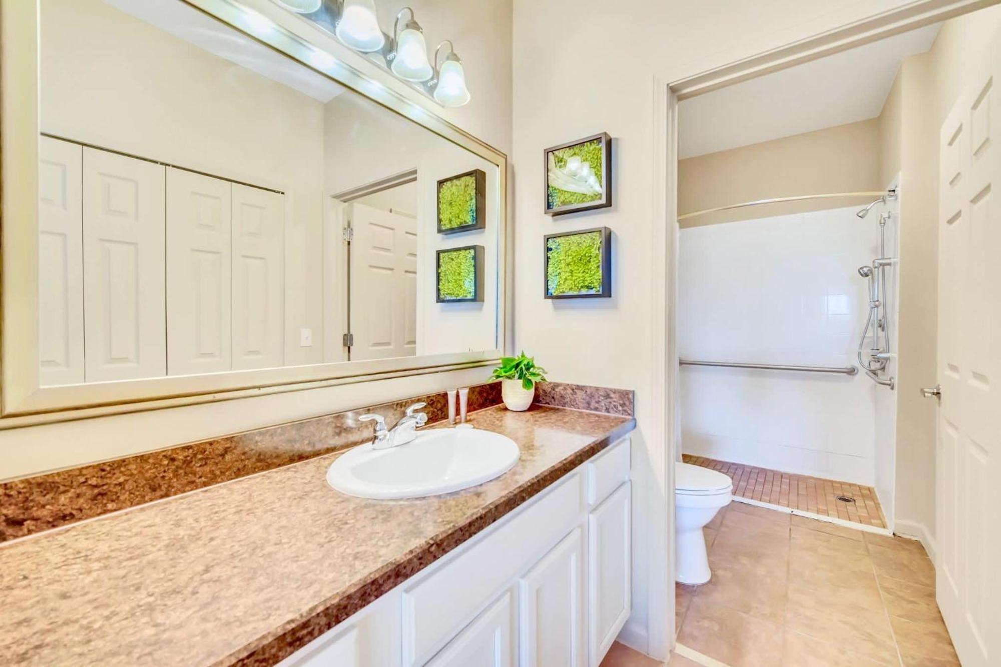 Stunning 2Br Condo With Hot Tub And Pool, Near Disney! Орландо Екстериор снимка
